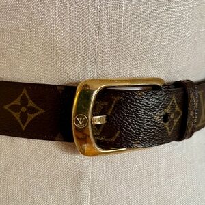 Louis Vuitton belt, sz 32, brown leather, iconic LV monogram